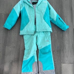 North face ski outfit size 7/8 jacket and size 6 pants